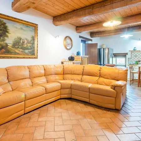 Villa Arcobaleno Apartment With Patio & Parking Apartamento Urbino