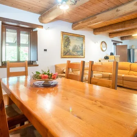 Villa Arcobaleno Apartment With Patio & Parking Urbino