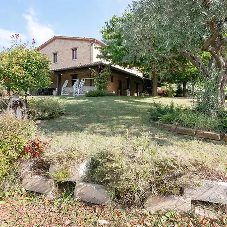 Villa Arcobaleno Apartment With Patio & Parking * Urbino